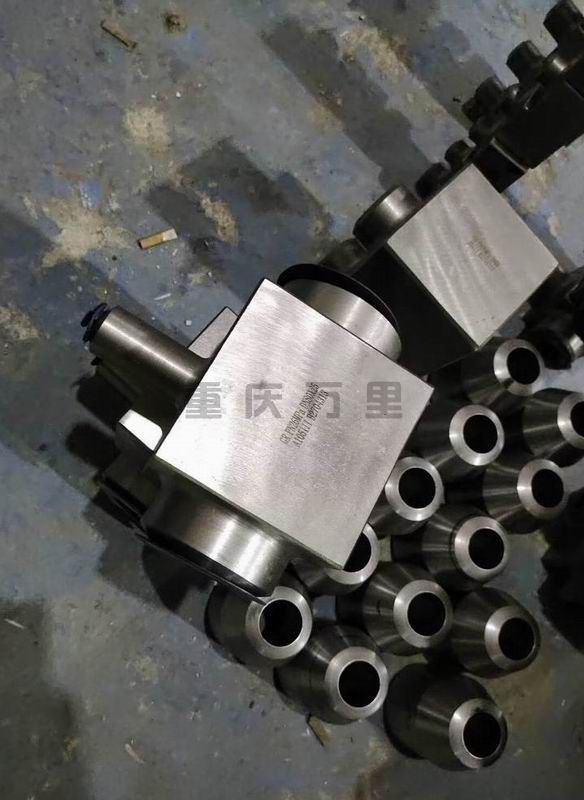 調(diào)整大小 1-24052G041534B.jpg